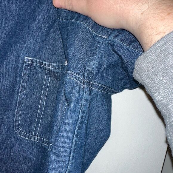 Disney Vintage Denim Button Up Collared Shirt Mickey Picnic Scene Embroidered XL - Picture 5 of 12